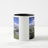 Potala Palace op bergafwaarts van een ander Mok (Midden)