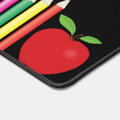 Potloden en rode Apple Teacher Desk Mat (Hoek)