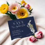 Potlood Ons In  Alice In Wonderland Konijn Save The Date<br><div class="desc">Laat uw gast hun kalenders voor uw zeer belangrijke date markeren met onze prachtig ontworpen Alice in Wonderland-thema bruiloft bewaar de datum. Perfect voor een Alice in Wonderland-thema bruiloft. We hebben de iconische Alice in Wonderland witte konijnenillustratie met de hand gerestaureerd door het met de hand te schetsen en tot...</div>