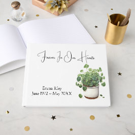 Potted plant op wit voor herdenking gastenboek