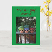 POTTEN HANGEN ROND OM "GELUKKIGE VERJAARDAG" TE ZE KAART (Gele Bloem)