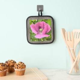 Pottenhouder met mooie roze klaproos pannenlap