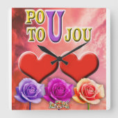 Pou Toujou Vierkante Klok (Voorkant)