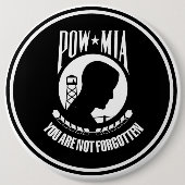 POW MIA MILITARY HEROES GEAR RONDE BUTTON 6,0 CM (Voorkant)