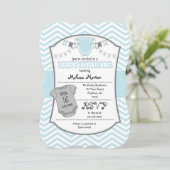 Powder Blue Gray Chevron Baby shower Uitnodiging (Staand voorkant)