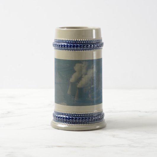 Power Plant Aerial Uitzicht Grey/Blue 22 oz Stein Bierpul (Center)