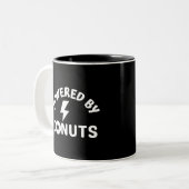 powered by donuts tweekleurige koffiemok (Voorkant links)