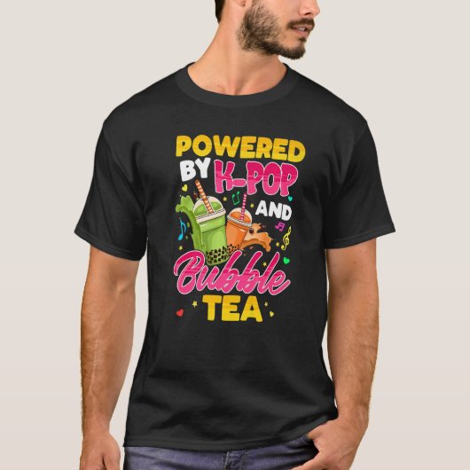 Powered by K pop and Bubble Tea Korean Music K pop T-shirt (Voorkant)