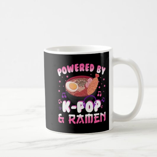 Powered by Kpop and Ramen Kpop Kawaii Anime Gift G Koffiemok (Rechts)