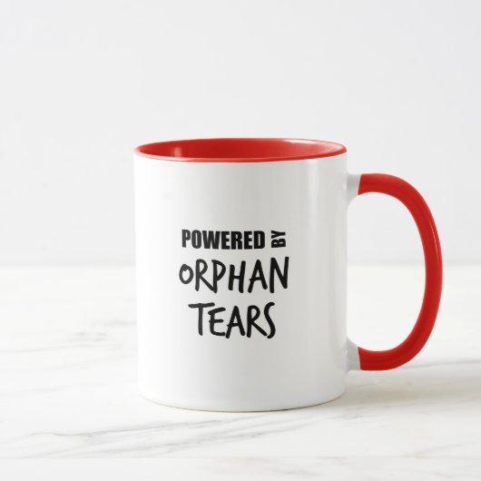 "Powered by Orphan Tears" koffie-Mok Mok (Rechts)