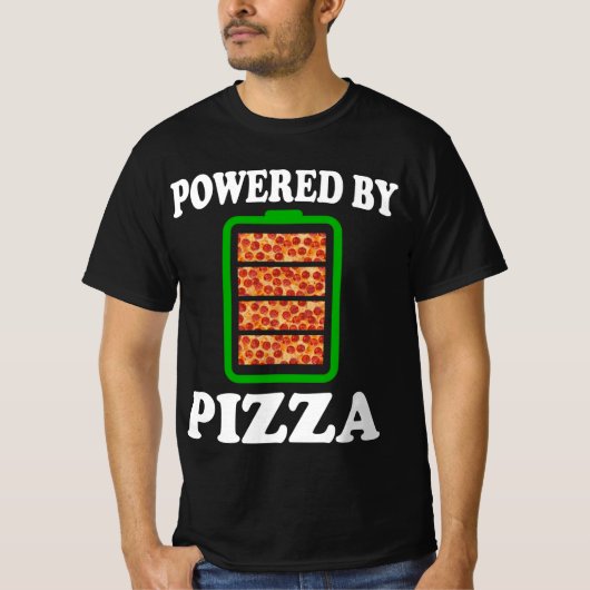 Powered by Pizza - Funny Pizza T-shirt (Voorkant)