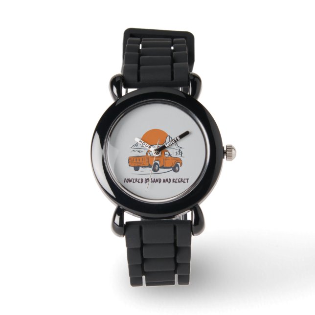 Powered By Sand And Regret Desert Camping Horloge (Voorkant)