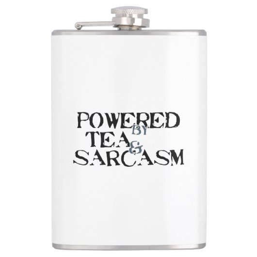 Powered by Tea & Sarcasm Heupfles (Voorkant)