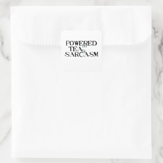 Powered by Tea & Sarcasm Vierkante Sticker (Tas)