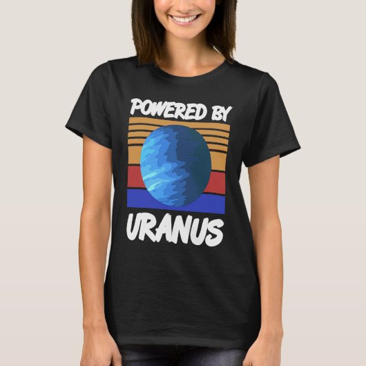 Powered By URANUS Retro Solar System Planet Design T-shirt (Voorkant)