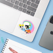 Powerpuff-meisjes vliegen door de lucht sticker (Laptop met iPhone)