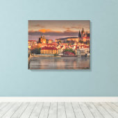 Praag Kasteel Karelsbrug in de ochtend Canvas Afdruk (Insitu (Houten vloer))