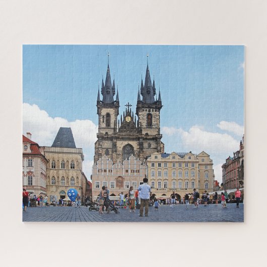 Praag. Oude stadsplein en Tyn Church. Legpuzzel (Horizontaal)