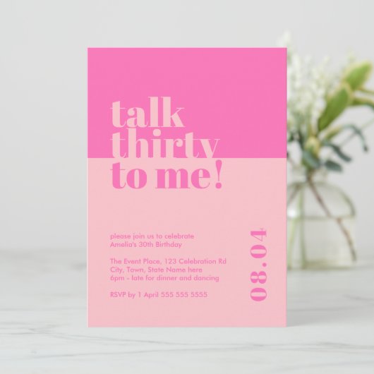 Praat Dertig tegen me Roze 30e Verjaardag Kaart (Staand voorkant)