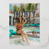 Praat dertig tegen mij | 30e verjaardag Party Foto Folie Uitnodiging (Voorkant)