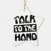 Praat met de hand keramisch ornament (Links)