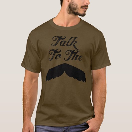 Praat met de Mustache - Donkere T-shirt (Voorkant)