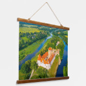 Prachtig kalmerend landschap Oude Kasteelrivieren Hangend Wandkleed (Gebogen)