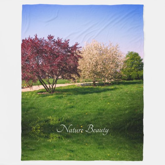 Prachtig landschap met grote bomen fleece deken (Voorkant)