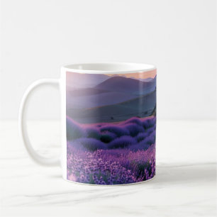 Prachtig lavendelveld bij zonsondergang koffiemok