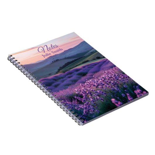 Prachtig lavendelveld bij zonsondergang notitieboek (Rechterzijde)