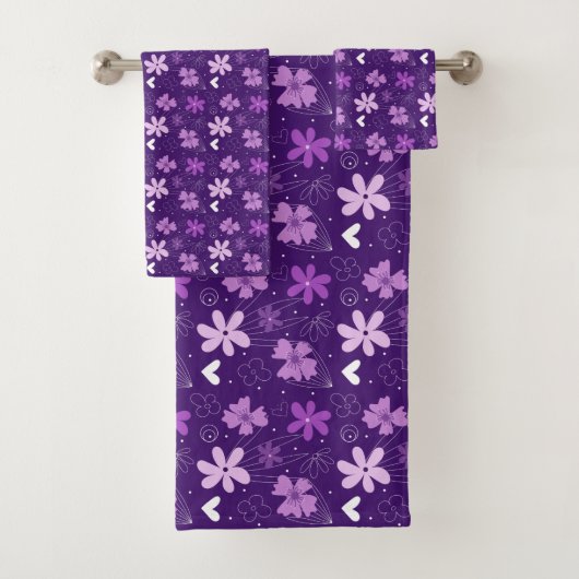 Prachtig Paars Floral Daisy Flower Pattern Bad Handdoek (Insitu)