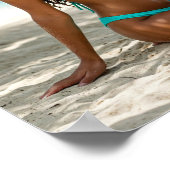 Prachtig portret aan het strand van een mooie vrou poster (Hoek)