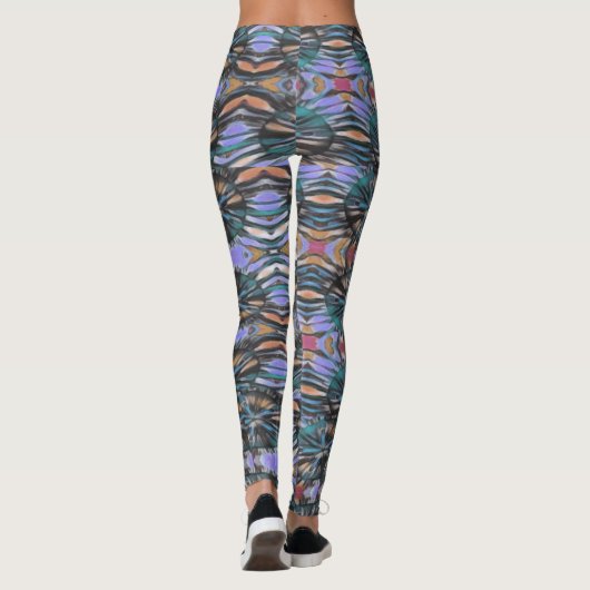 Prachtig, speciaal ontworpen artistiek vrouwelijk leggings (Achterkant)