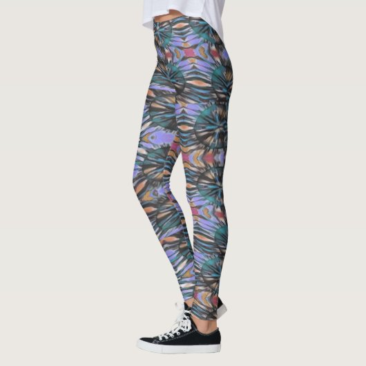 Prachtig, speciaal ontworpen artistiek vrouwelijk leggings (Links)
