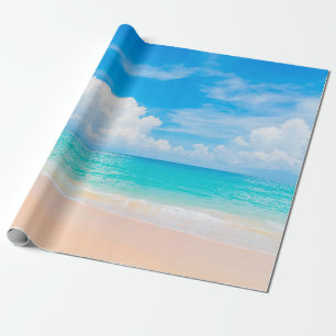 Prachtig tropisch strand met blauwe lucht en witte cadeaupapier