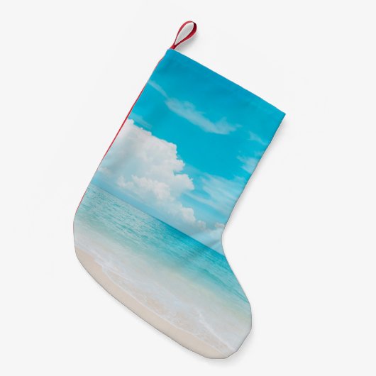 Prachtig tropisch strand met blauwe lucht en witte kleine kerstsok (Voorkant (Hangend))