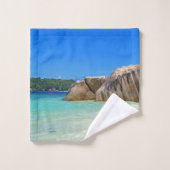 Prachtig Tropisch Zee met een Rocky Beach Bad Handdoek (Wasdoekje)