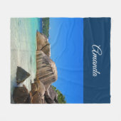 Prachtig Tropisch Zee met een Rocky Beach Fleece Deken (Voorkant (Horizontaal))