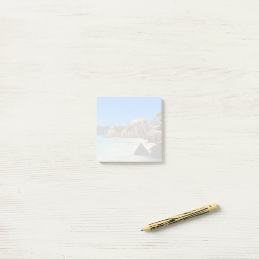Prachtig tropisch Zee met rotskoverkusten Post-it® Notes (Op bureau)