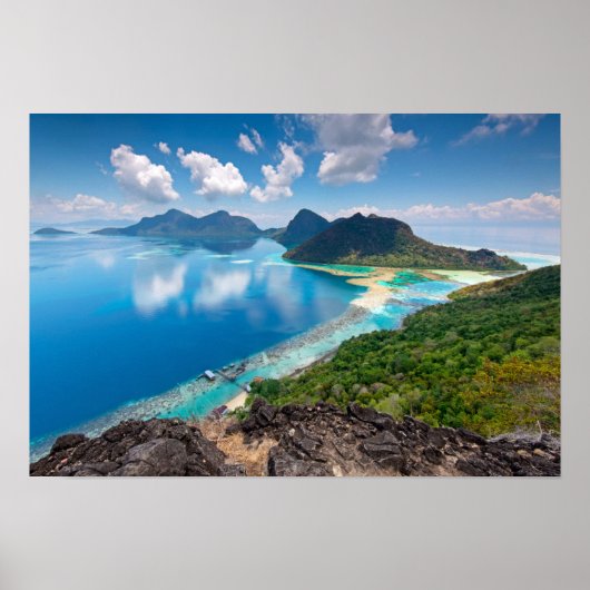 Prachtig Uitzicht | Bovenkant van het eiland Bohey Poster (Voorkant)