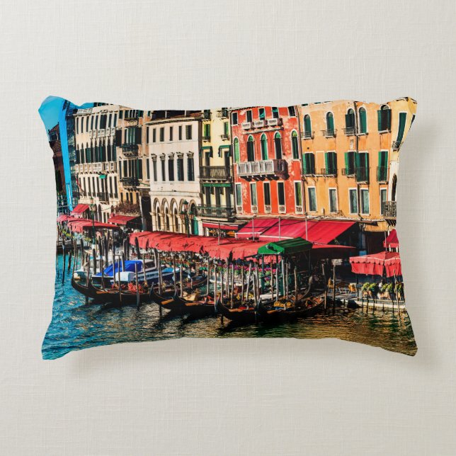 Prachtig uitzicht van de waterstraat en oude gebou accent kussen (Voorkant)