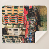 Prachtig uitzicht van de waterstraat en oude gebou sherpa deken (Voorkant (horizontaal))