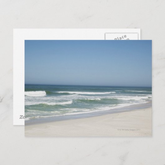 Prachtig uitzicht van het strand tegen heldere hem briefkaart (Voorkant / Achterkant)