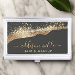 Prachtig zwart en goud glitter trendy script visitekaarthouder<br><div class="desc">Verhoog uw professionele stijl met deze verbluffende Black and Gold Glitter Trendy Script Business Card Case. Perfect voor haar- en make-upartiesten, ondernemers en professionals die een blijvende indruk willen achterlaten. Dit elegante hoesje combineert de chique sophisticatie van zwart met de luxe schittering van goudglitter, afgewerkt met jouw naam of zaken...</div>