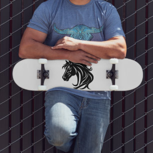 Prachtig zwart paardenhoofd persoonlijk skateboard