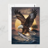 Prachtige adelaar stijgt over een vis briefkaart (Voorkant / Achterkant)