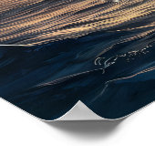 Prachtige adelaar stijgt over een vis poster (Hoek)