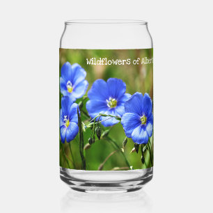Prachtige Blauwe Wilde Bloemen Tegen Groene Gras Blikvorm Glas