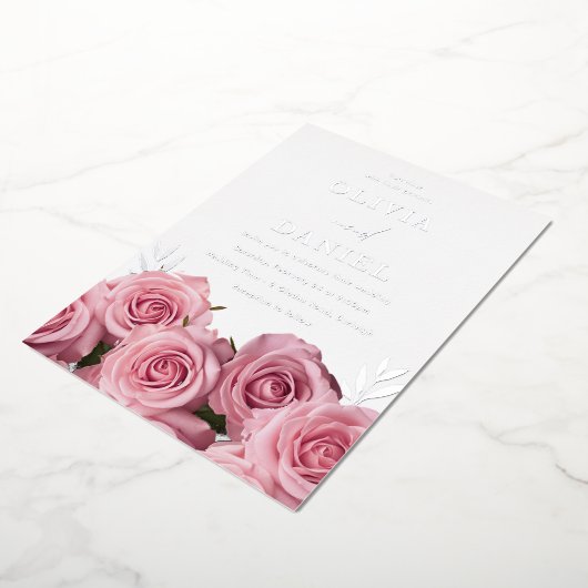 Prachtige Blush Roze Rozen Bruiloft Zilver Folie Uitnodiging (Gedraaid)