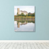 Prachtige Boerderij uit de Pond Canvas Afdruk (Insitu (Houten vloer))